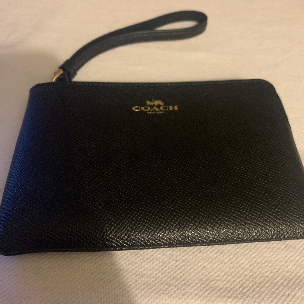 COACH WRISTLET (NWT)